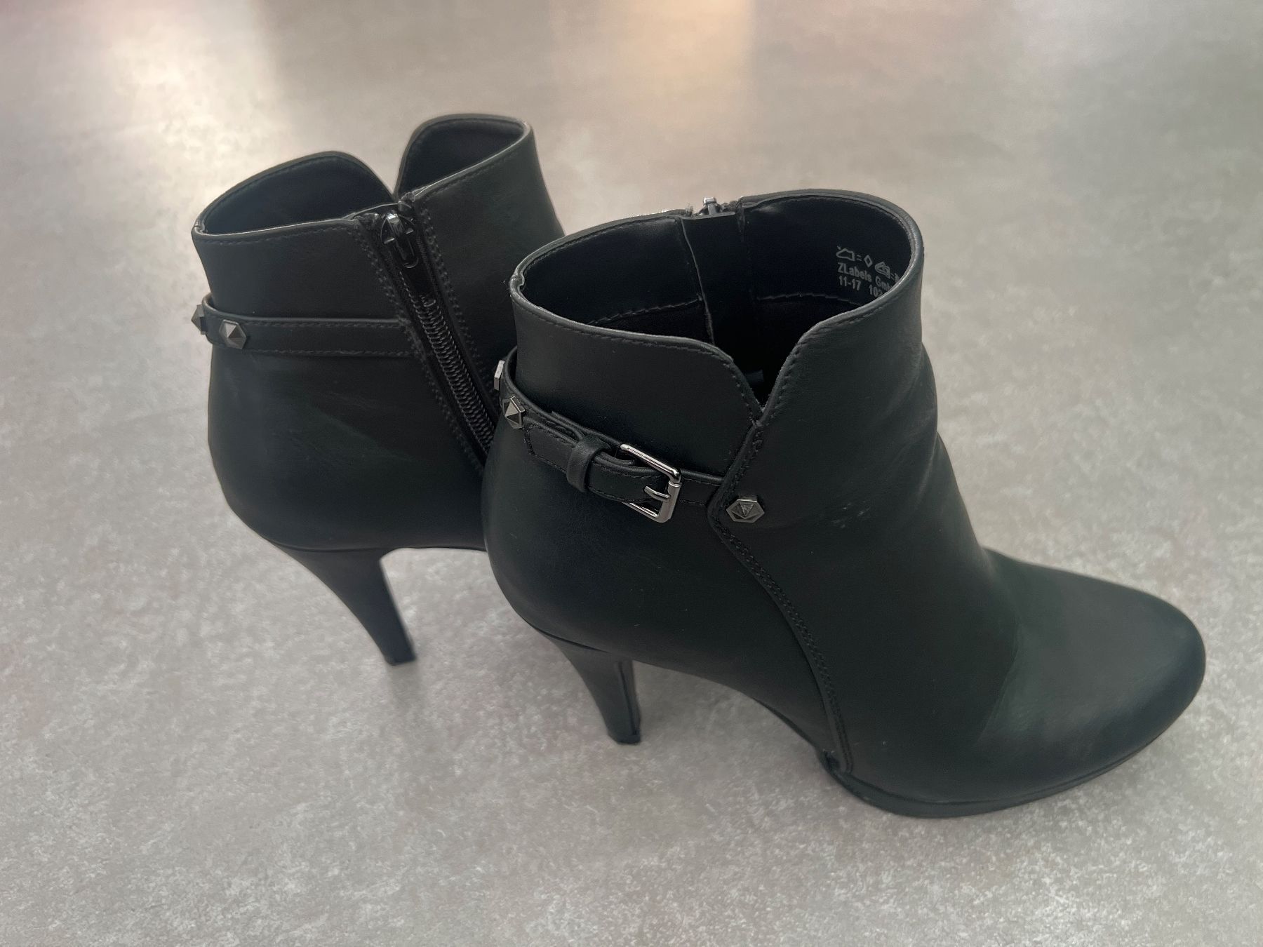 Anna Field Scarpe da donna: Schwarze Stiefeletten mit Absatz, Gr. 40 – Usato da Opfikon venduto da Angelie_01