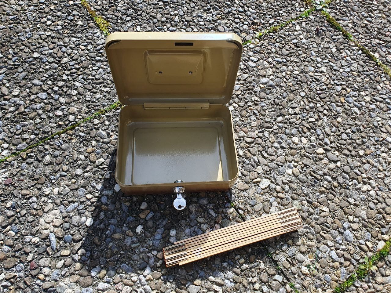 Dosen: Vintage boite rangement - caisse – Gebraucht aus Bernex von Mardone