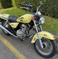 Suzuki Chopper 125cc Gelb 