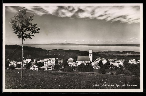 Cartoline postali: Wolfhalden /App., Dorf mit Kirche und Bo – Usato da Berlin venduto da bartko-reher