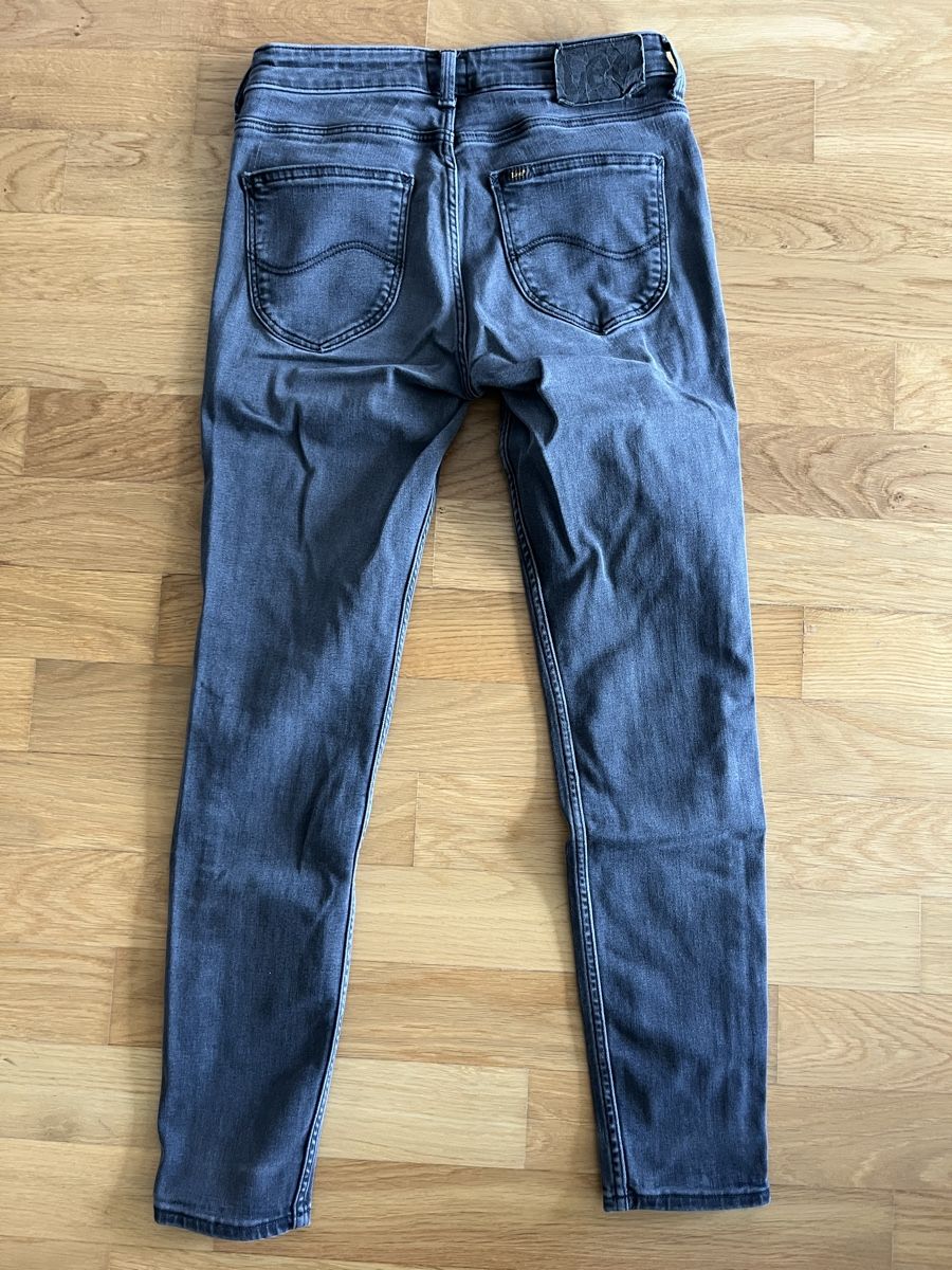 Lee Jeans: Lee Scarlett Jeans, W27/29, grau – Gebraucht aus Frauenfeld von heyLani 2