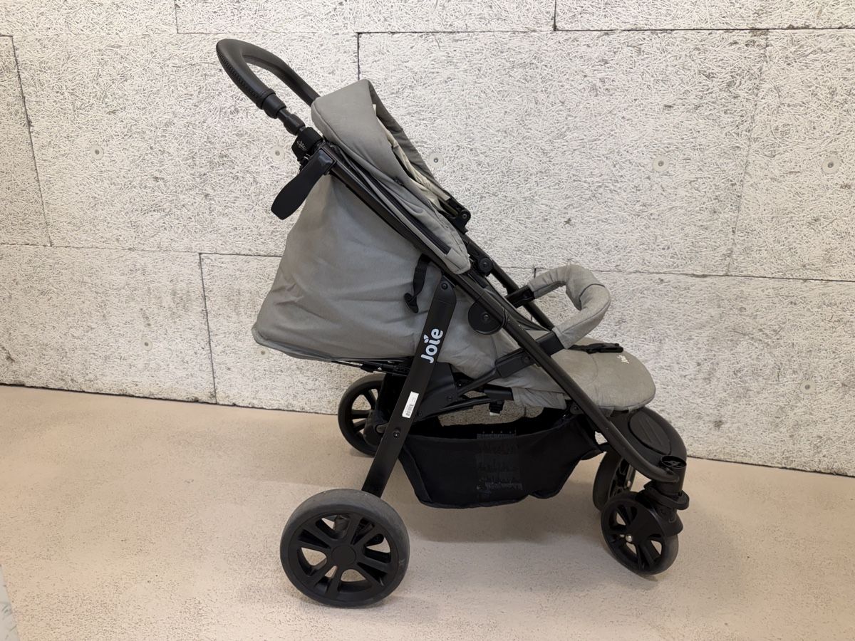 Joie Kinderwagen: Joie Kinderwagen leicht & kompakt – Gebraucht aus Bern von schwarzwurzle