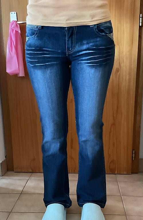 Jeans: Jeans Revers grandeur 38 M – Usato da Icogne venduto da luna.16 4