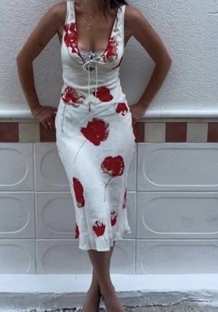 Realisation Par The Scarlet Dress Gr. M