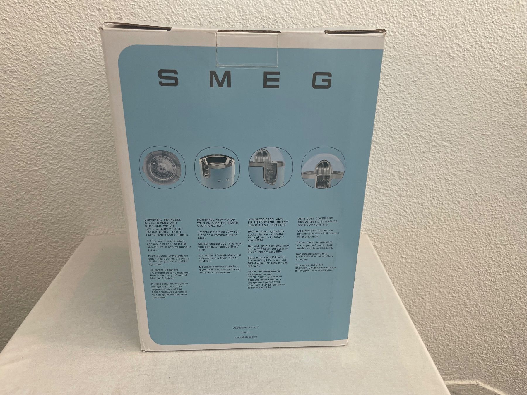 Smeg Elettrodomestici da cucina: Smeg Saftpresse, Orangenpresse - hellblau, CH-Stecker – Nuovo (secondo la descrizione) da Zürich venduto da jon2409 4