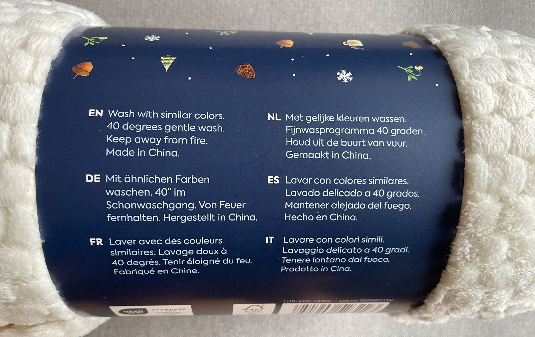 Coperte: Flauschige Kuscheldecke weiss, NEU – Nuovo e nell'imballaggio originale da Gümligen venduto da soleil149 2