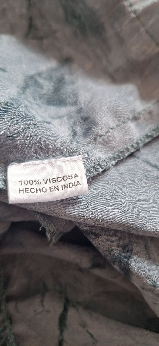 Vestiti: robe / Kleid – Nuovo e nell'imballaggio originale da Lussery-Villars venduto da pousinete02 4