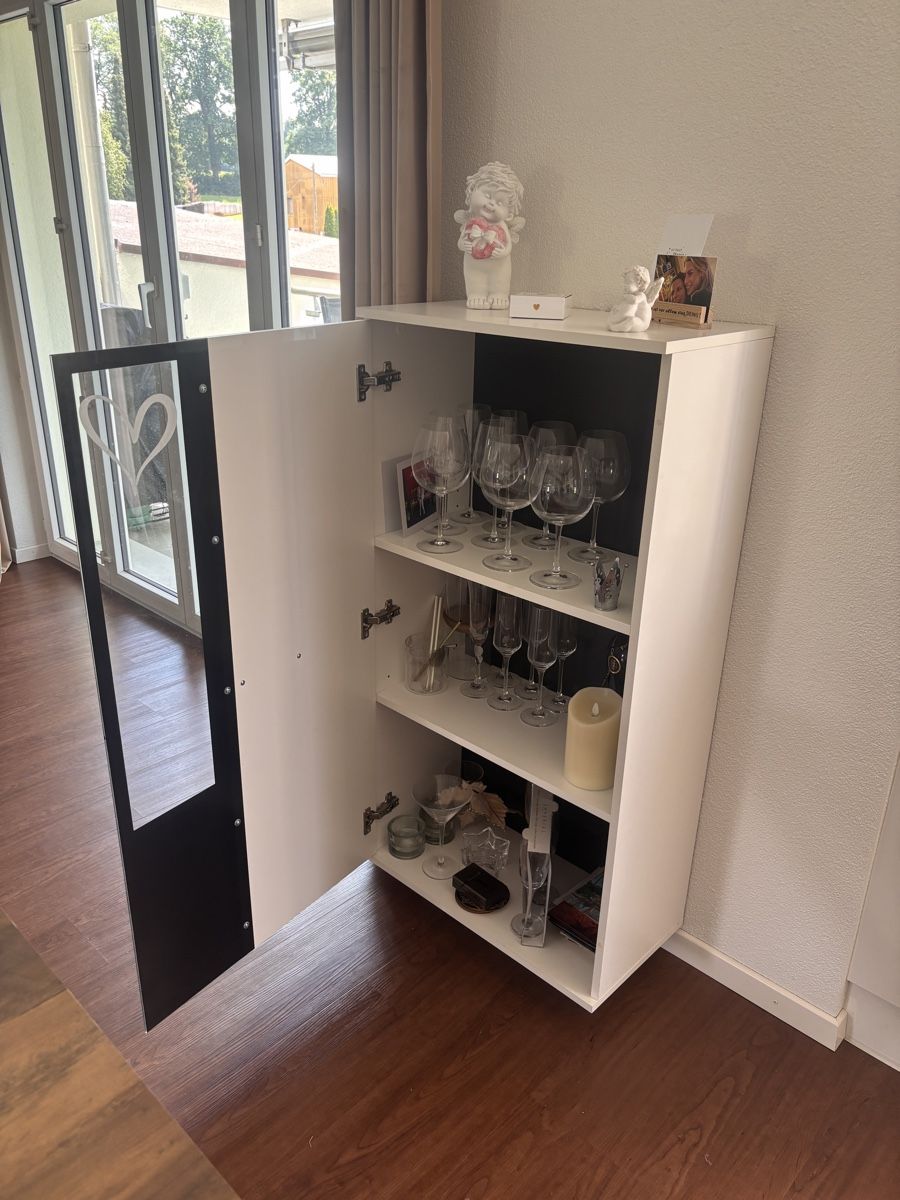 Vetrine: Möbel / Vitrine – Usato da Neuenkirch venduto da iri_h5wp 1