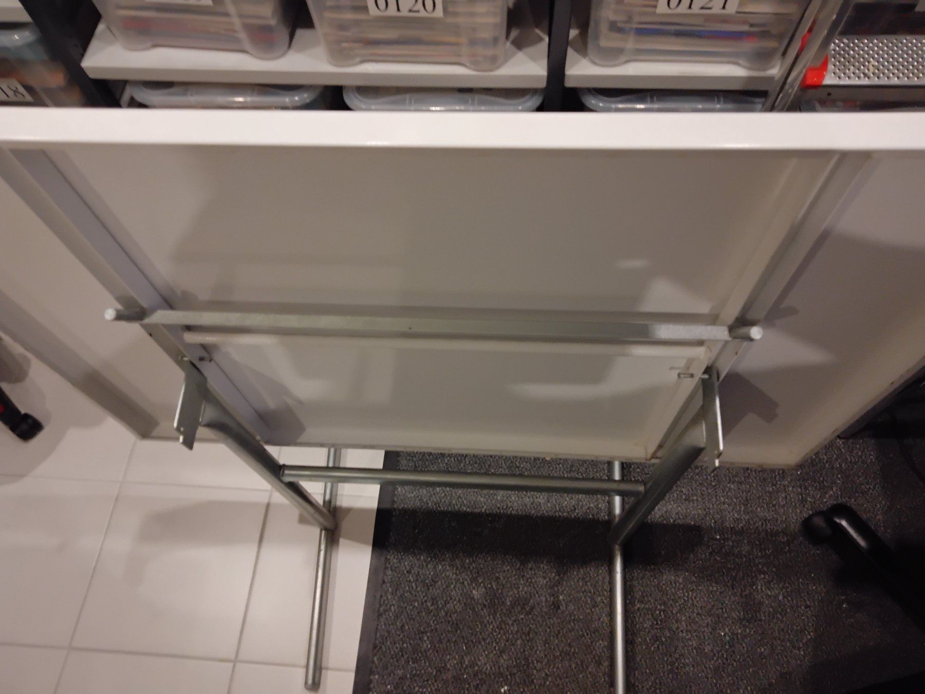 Tavoli: Schaffner Tisch Blech Klapptisch 100*65 – Usato da Oetwil am See venduto da Eland 3
