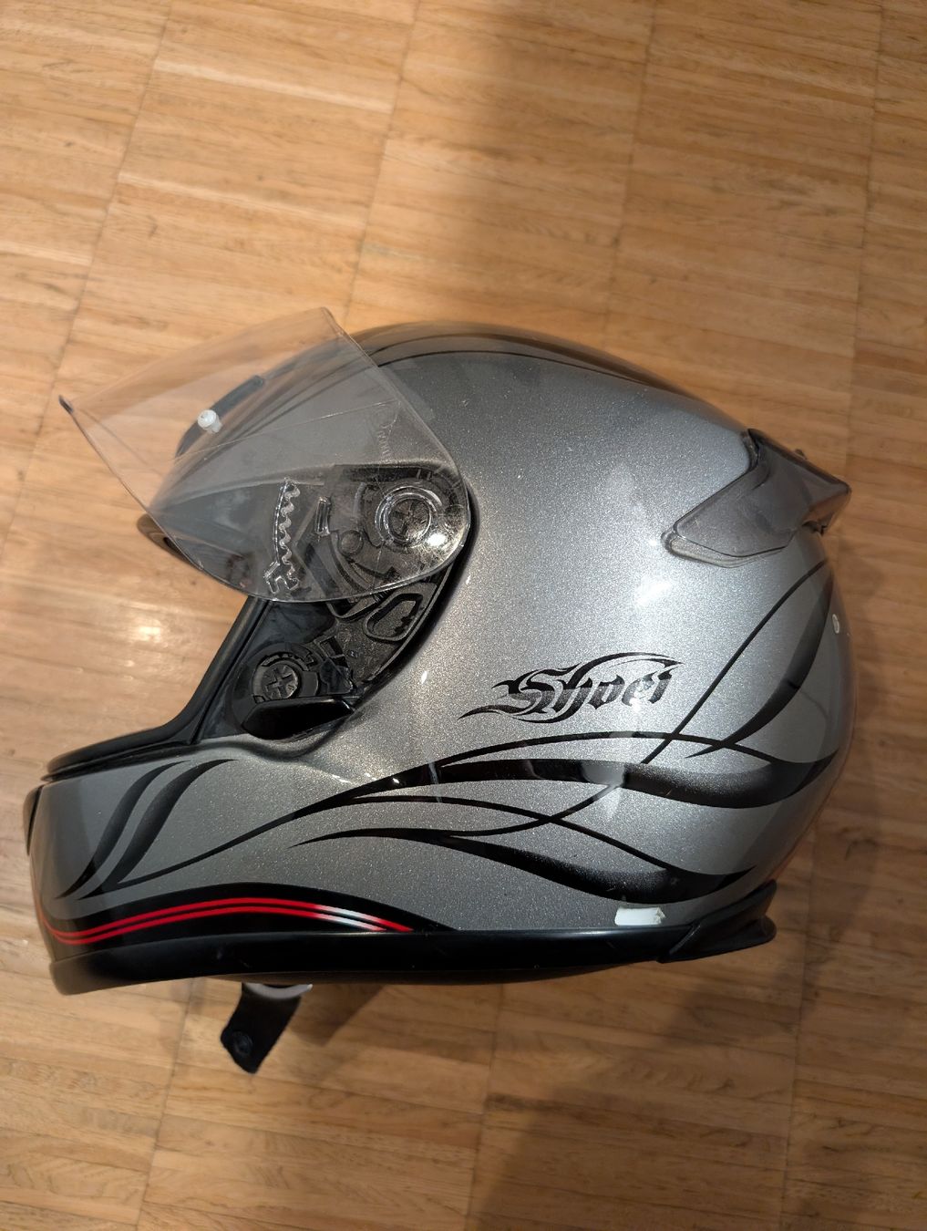 Shoei Caschi & visiere: Motorradhelm SHOEI XS gebraucht – Usato da Basel venduto da rubah 4