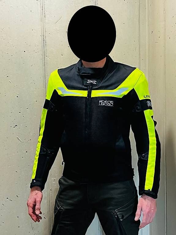 IXS Giacche: iXS Sommerjacke LEVANTE 1.0 Gr. M – Usato da Uerzlikon venduto da NFo 2