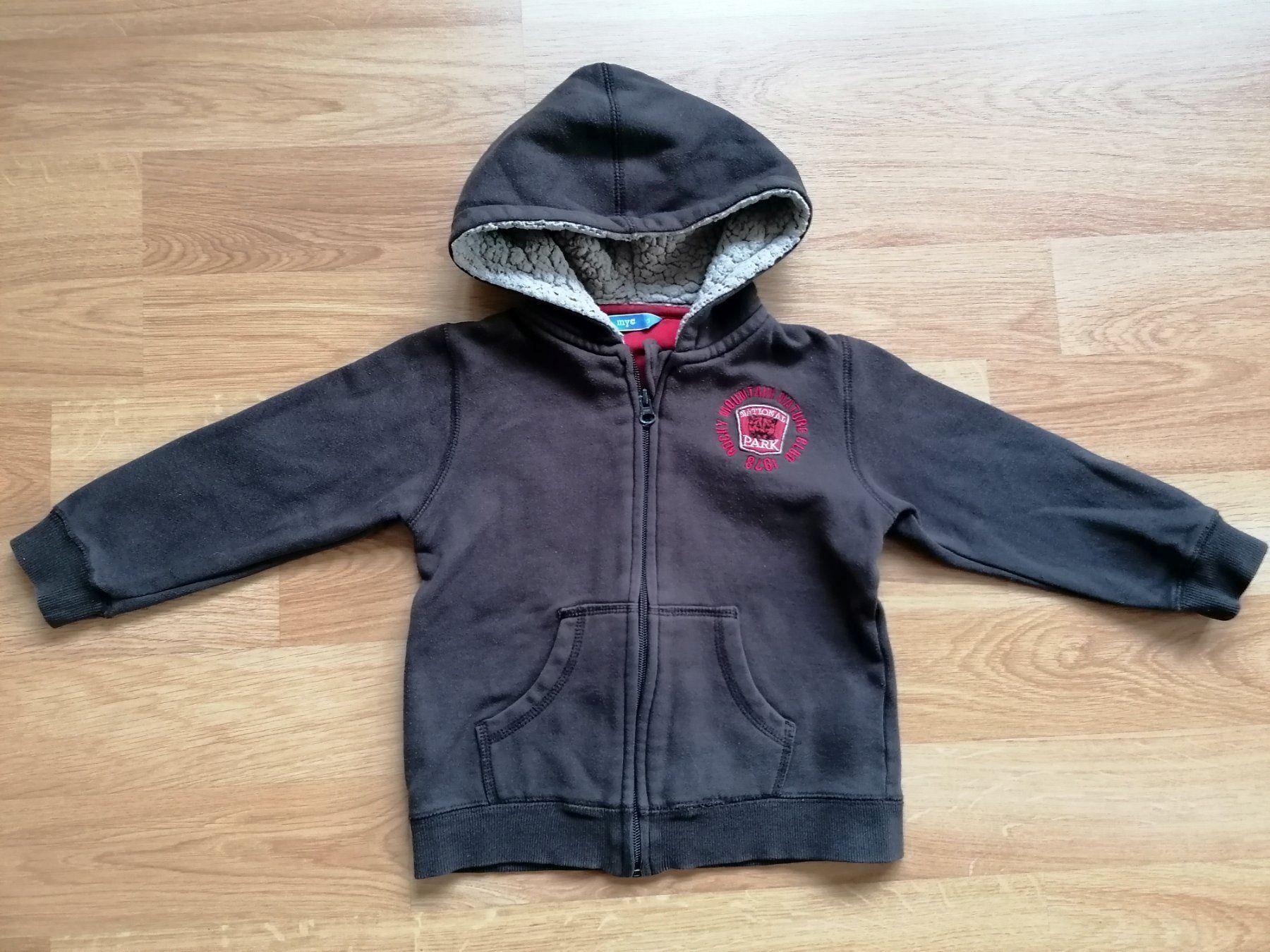 Vestes & Manteaux: Sweatjacke Gr 110 – D'occasion à Büttikon AG par Amineah