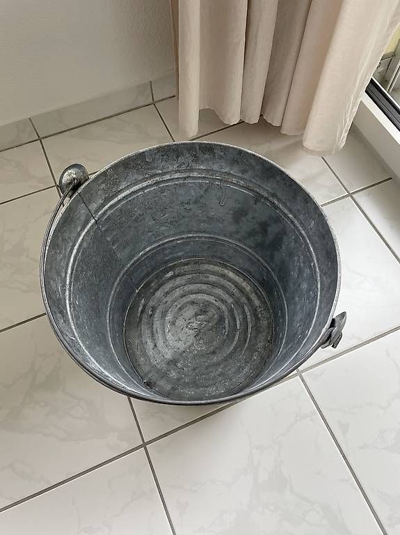 Altro per la casa: Corona Eimer, Zinkeimer, cooler Vintage Look – Usato da Hildisrieden venduto da raphi_91 1