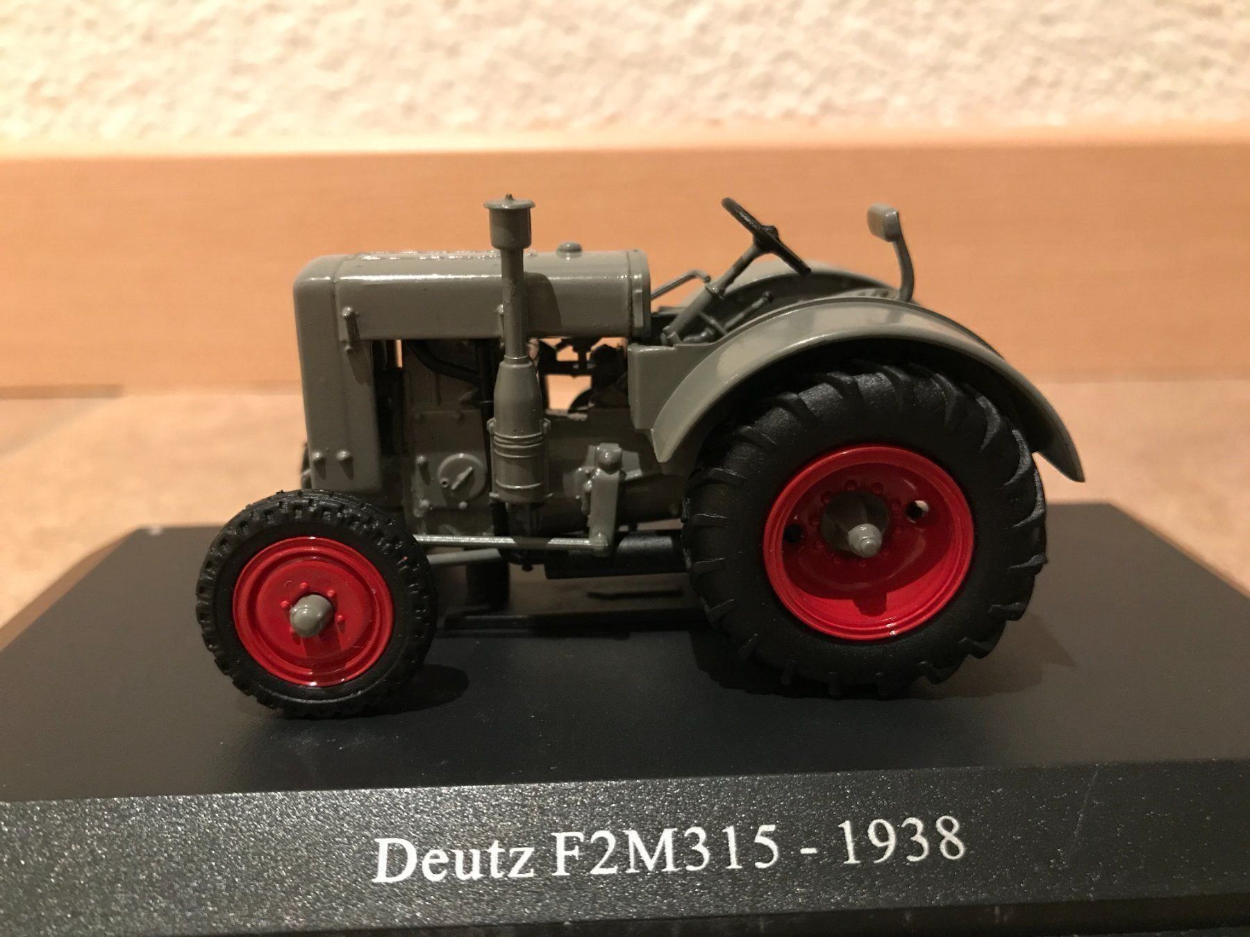 Deutz Traktoren: Universal Hobbies Deutz F2M315 – Neu und originalverpackt aus Kreuzlingen von Stefan1150