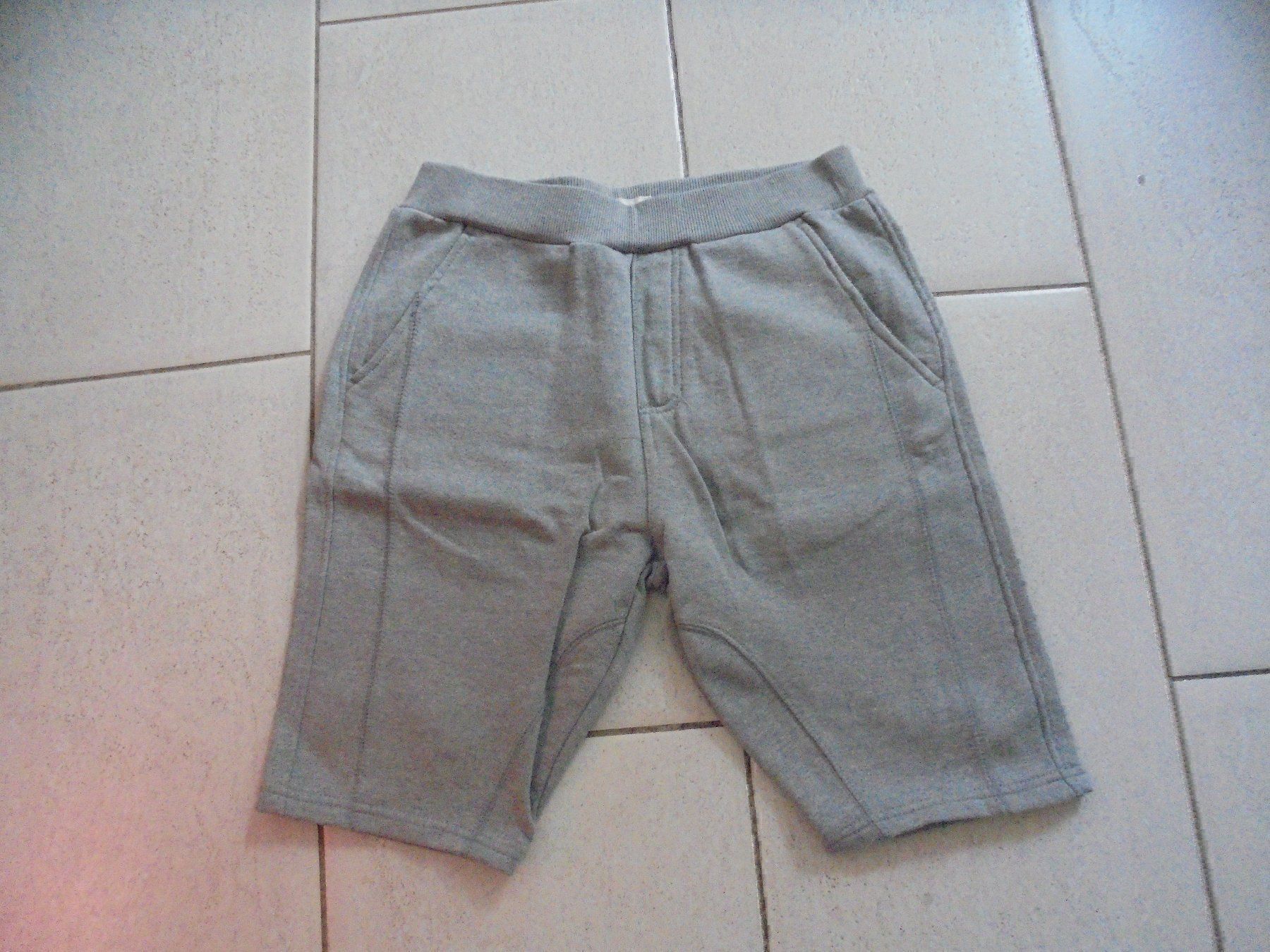 Hosen: REQUEST SHORTS GR.158/164 NEU – Neu (gemäss Beschreibung) aus Rotkreuz von Samballi