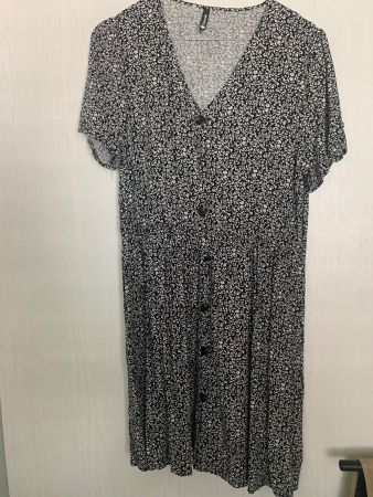 Leichtes Sommerkleid Grösse M