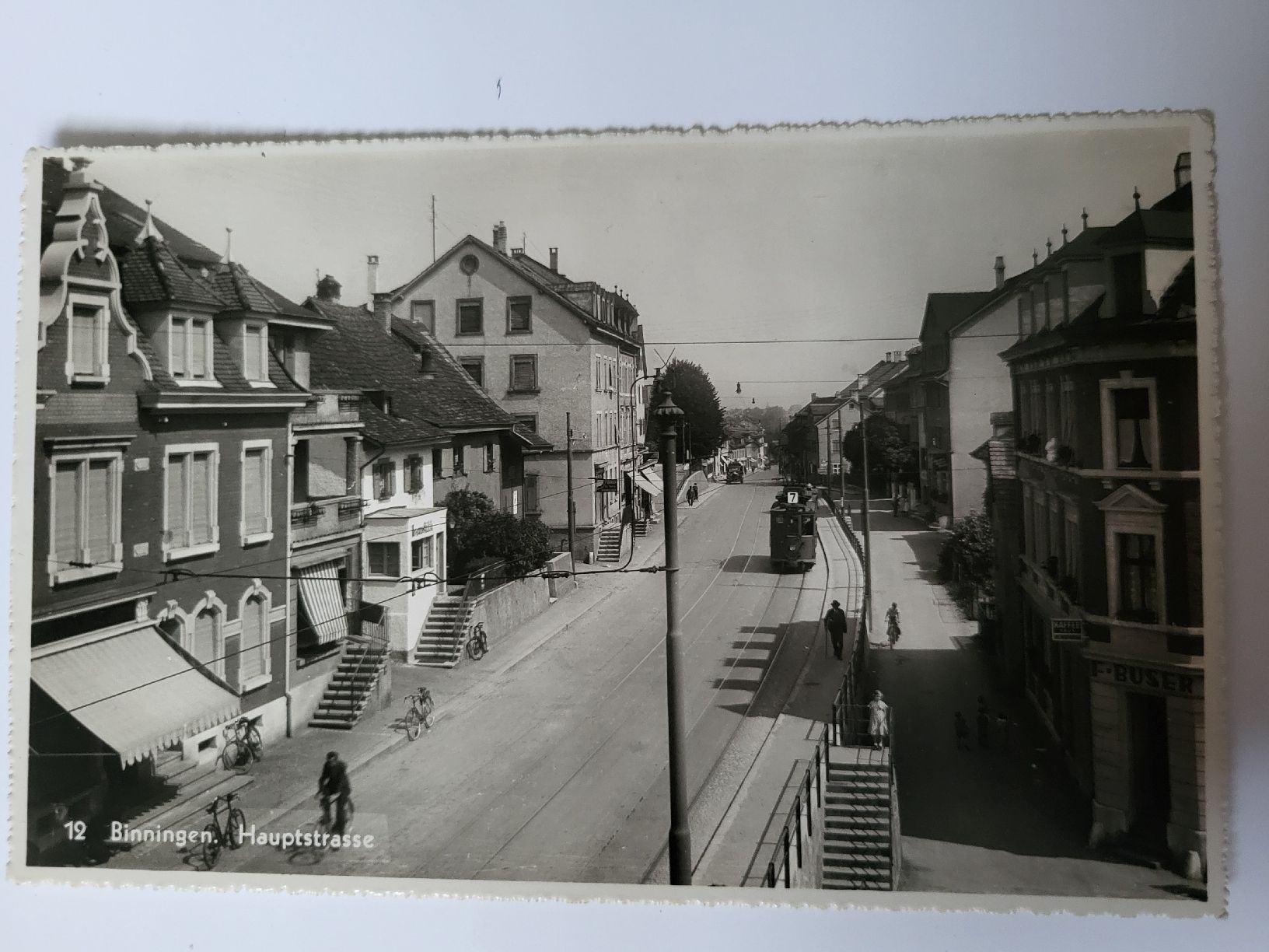 Cartoline postali: Alte Ansichtskarte Binningen Hauptstrasse mit Tram  R4 – Usato da nunningen venduto da mic_88k2