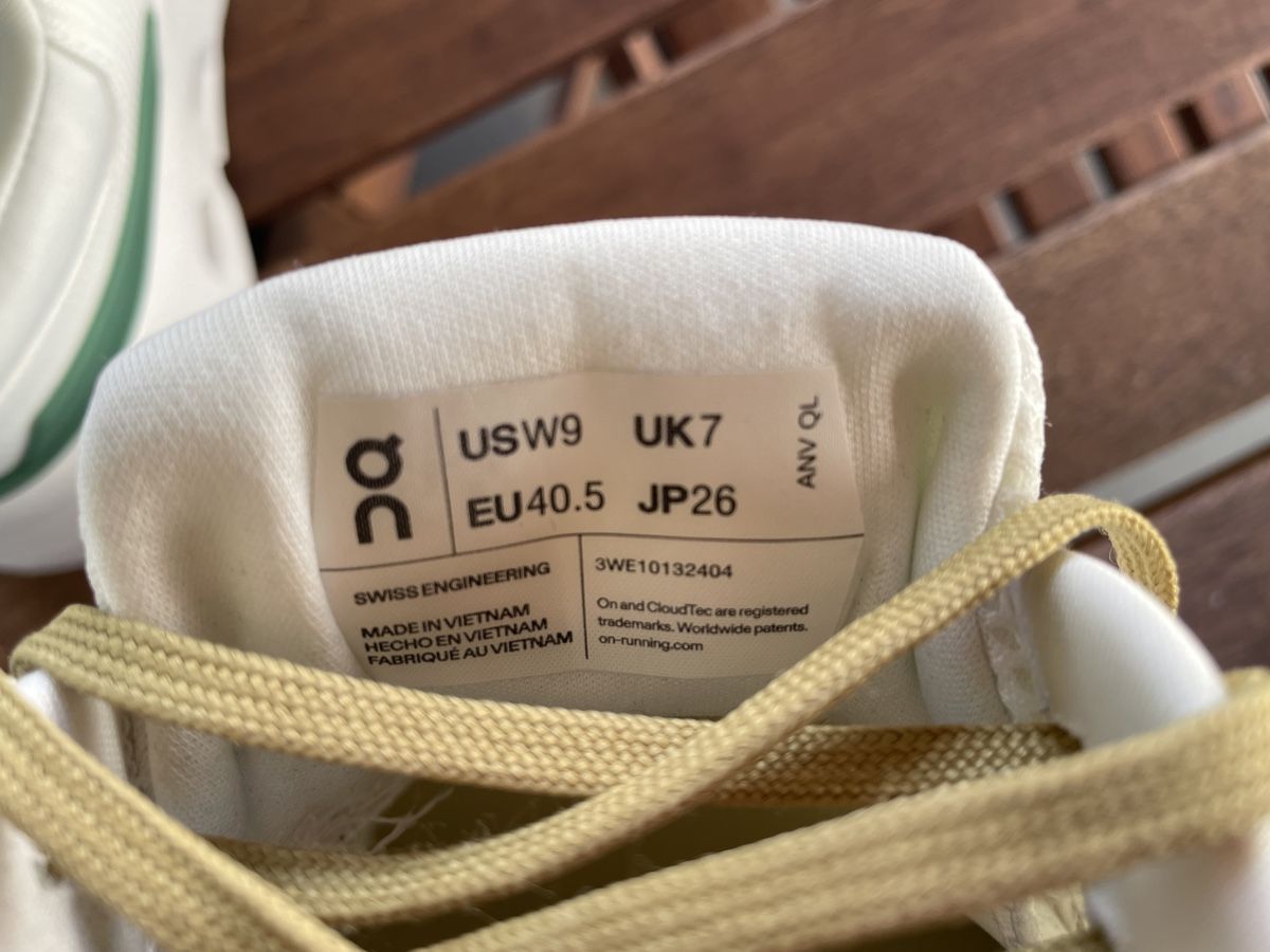 On Scarpe da uomo: On Cloudflow Laufschuhe, Grösse 40.5, Top Zustand – Usato da Luzern venduto da LauGe 3