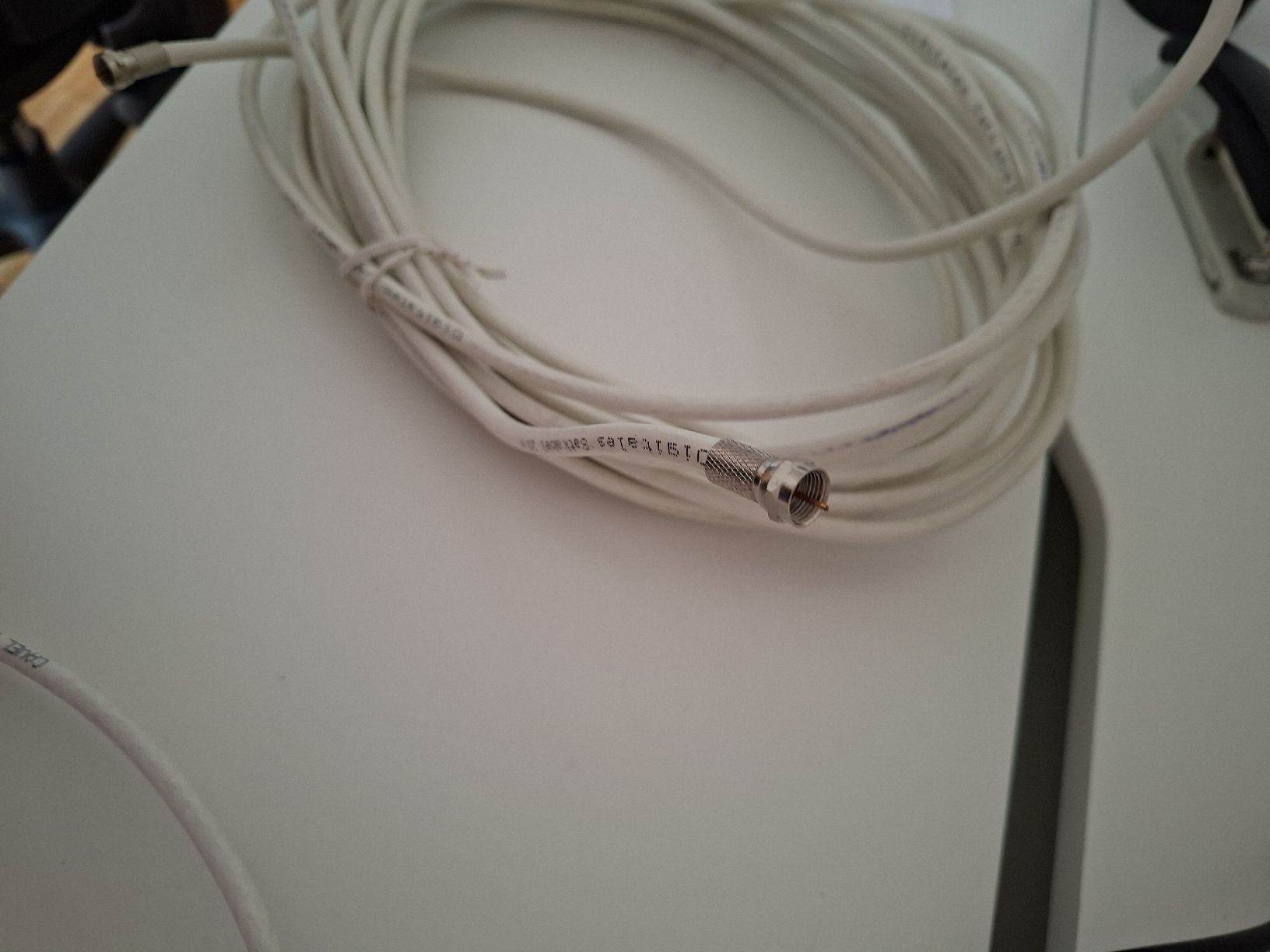 Câbles: Digitales SAT-Kabel, ca. 10,50 m – D'occasion à Brüttisellen par Tekla05 1