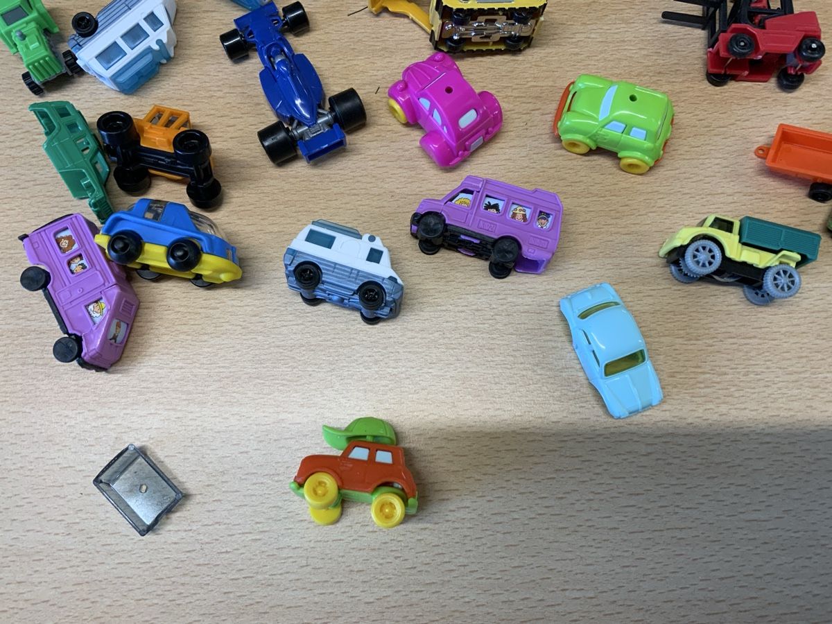 Figurines: Kinder Überraschung – D'occasion à Niederuzwil par Miami1999 1