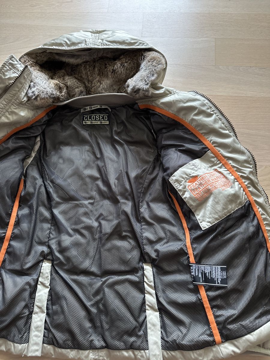Closed Giacche: *Neu* Closed Downenjacke mit Pelz – Nuovo (secondo la descrizione) da Uster venduto da Ninii003 2