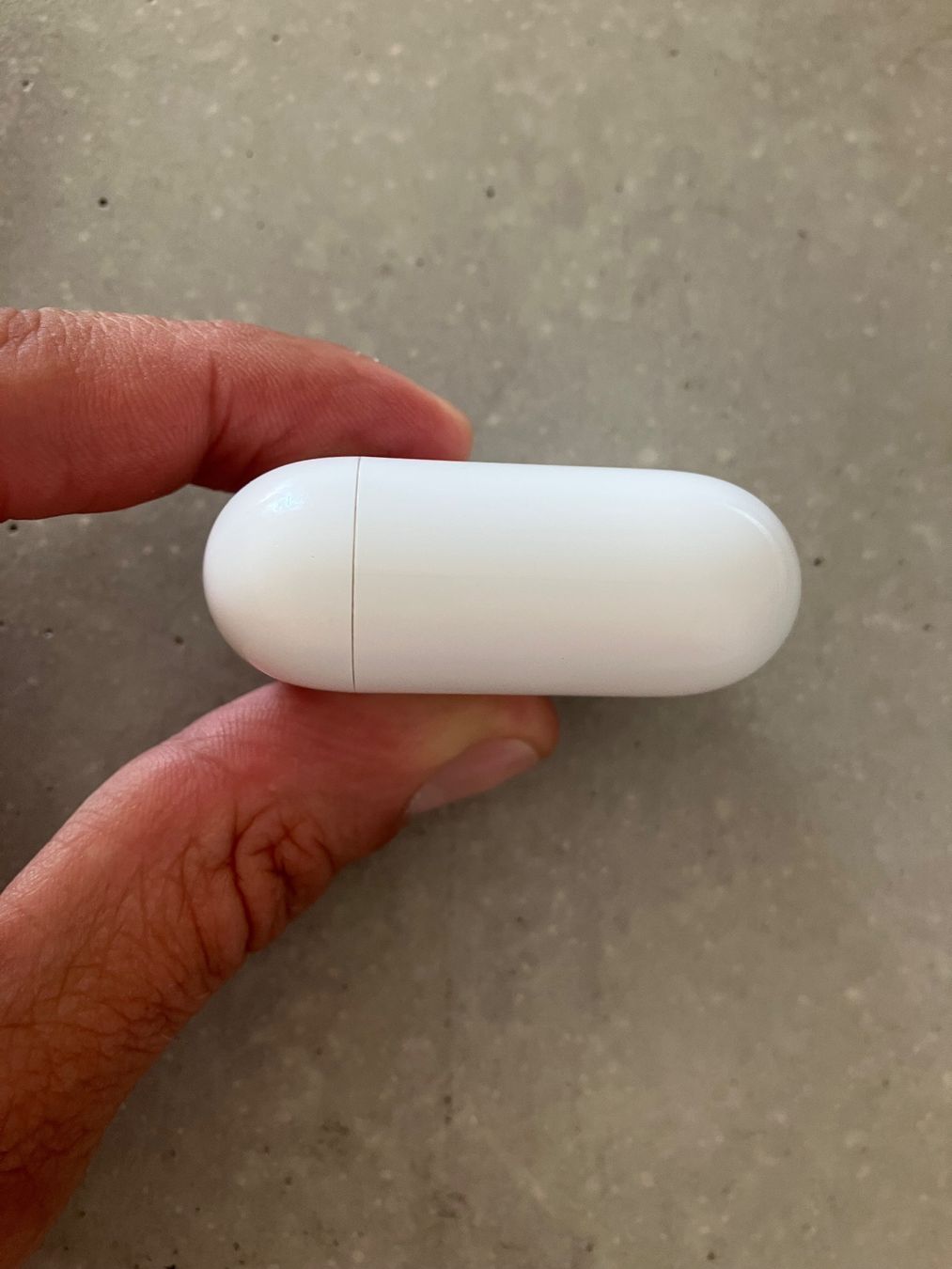 Apple Casques audio: APPLE AIRPODS Case – D'occasion à Lausanne par mr.v 6