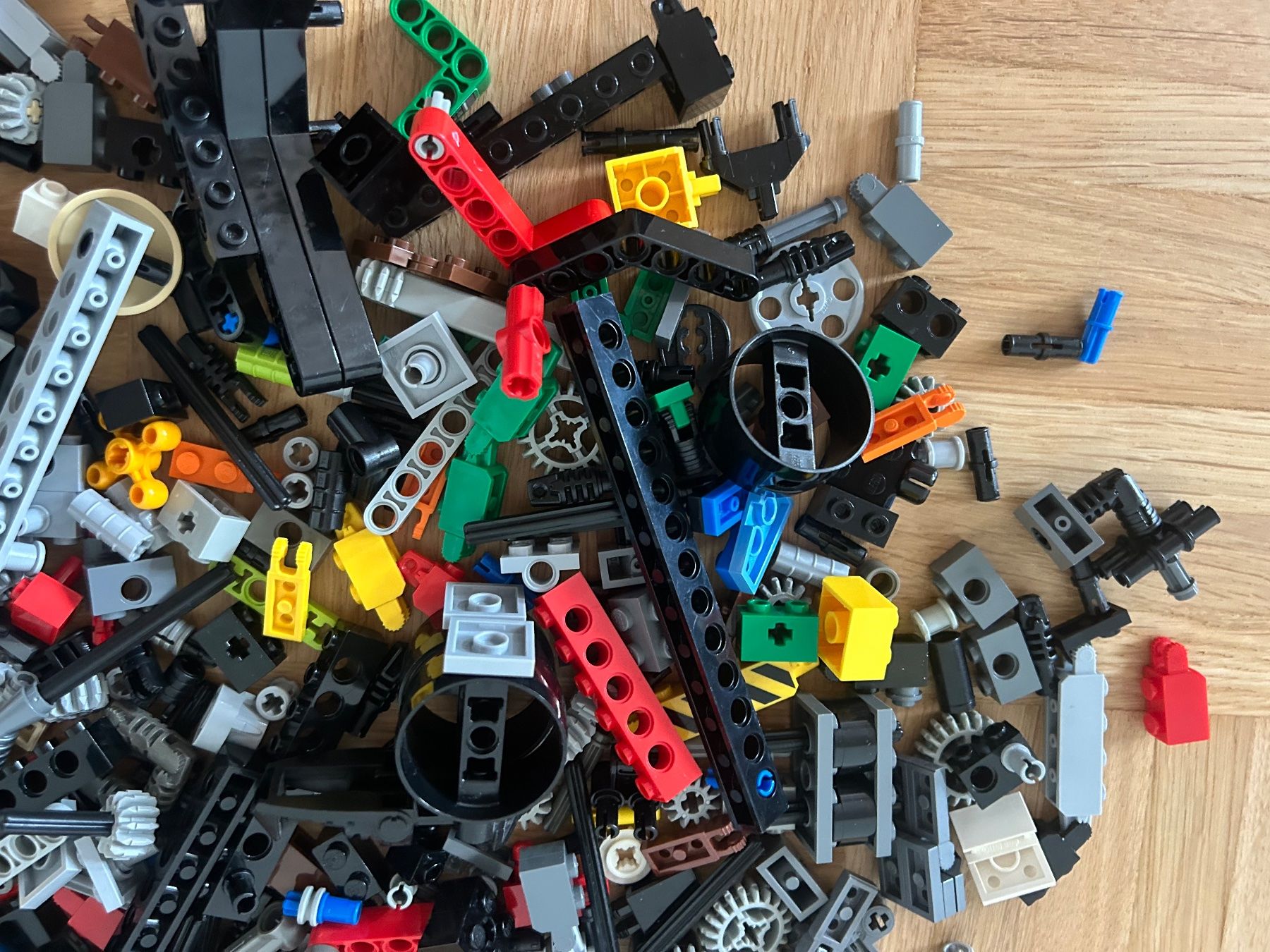 Lego Giocattoli: Lego Technik Konvolut 700g – Usato da Winterthur venduto da sim_6x6p 1