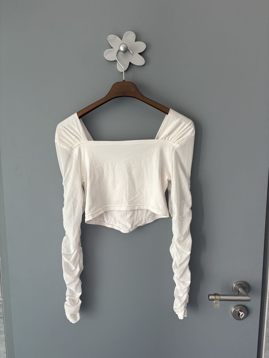 Shein Tops: Top blanc Shein Taille S – D'occasion à Champlan par mat_qff9 2