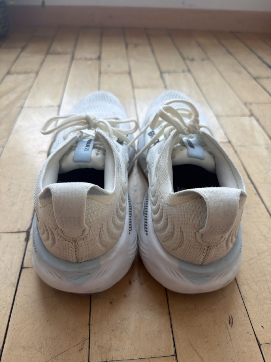 Brooks Damenschuhe: Chaussures de course BROOKS taille 42 – Gebraucht aus Zürich von wit_t9q2 2