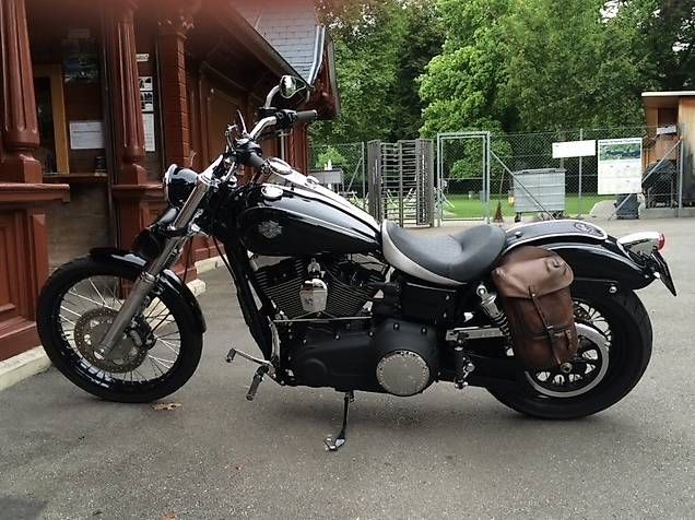 Harley-Davidson Chopper: Wunderschöne Harley-Davidson Wide-Glide aus erster Hand – Usato da Thun venduto da Oldtimer3