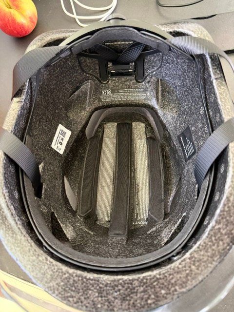 Caschi: Lumos Fahrradhelm – Usato da Herrenschwanden venduto da Sonne008 3