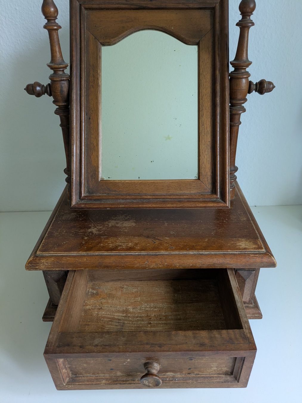 Schminktische: Vintage Schminkkommode – Gebraucht aus Bern von beven24 1