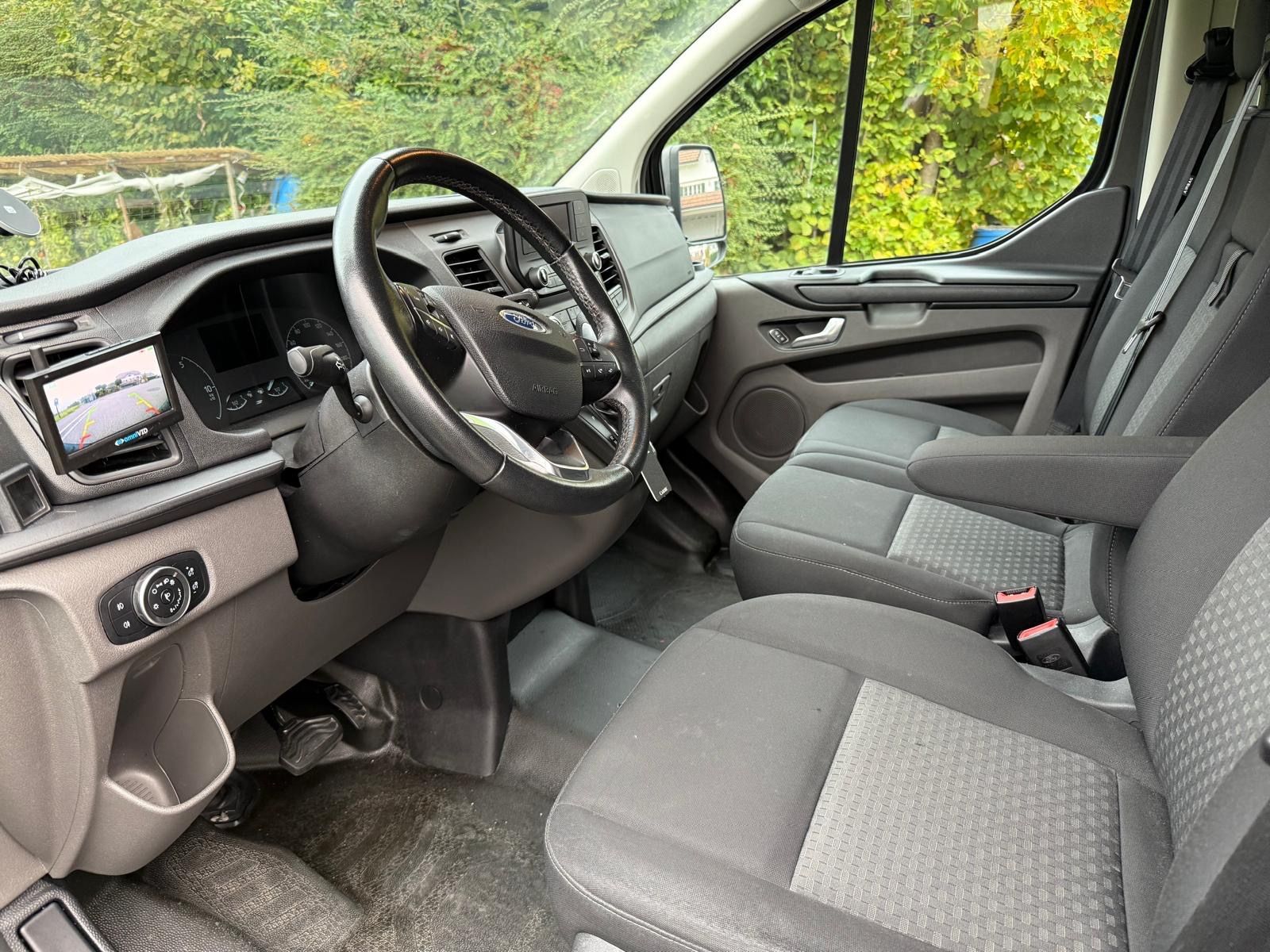 Veicoli commerciali: Ford Transit Custom- Hybrid/Benzin – Usato da Schönenberg ZH venduto da Niutsi 1