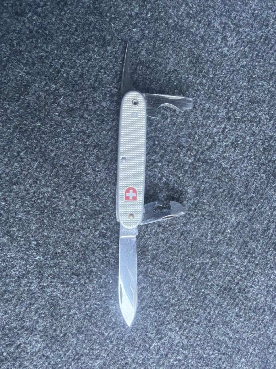 Victorinox Coltelli tascabile: Victorinox Militär Messer 84 – Usato da Schlieren venduto da Luxury.Time 2