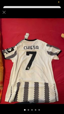 Juventus Trikot Chiesa 22/23 Grösse L Neu mit Etikett