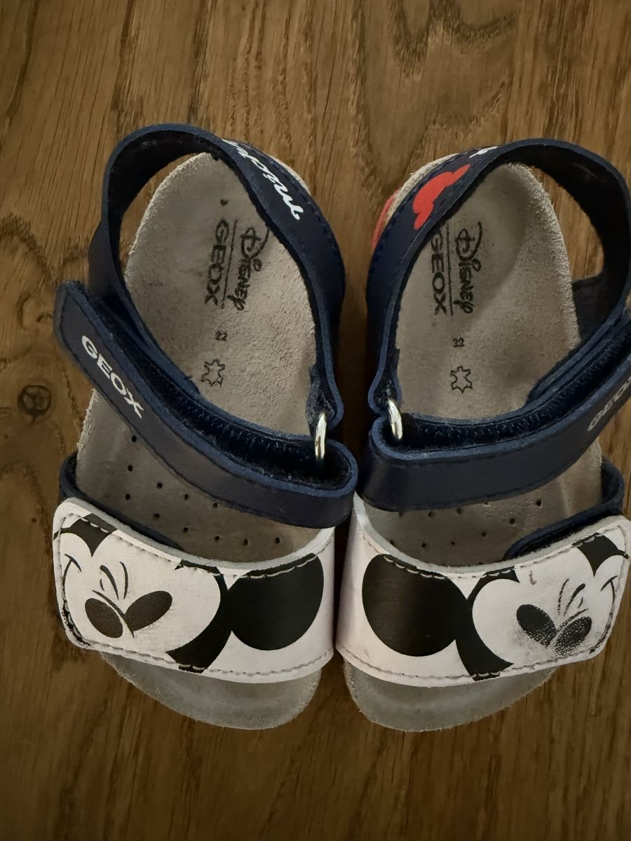 Geox Schuhe für Jungen: Sandale Geox Disney Mickey Mouse Grösse 22 – Gebraucht aus Kölliken von Vivii01 2