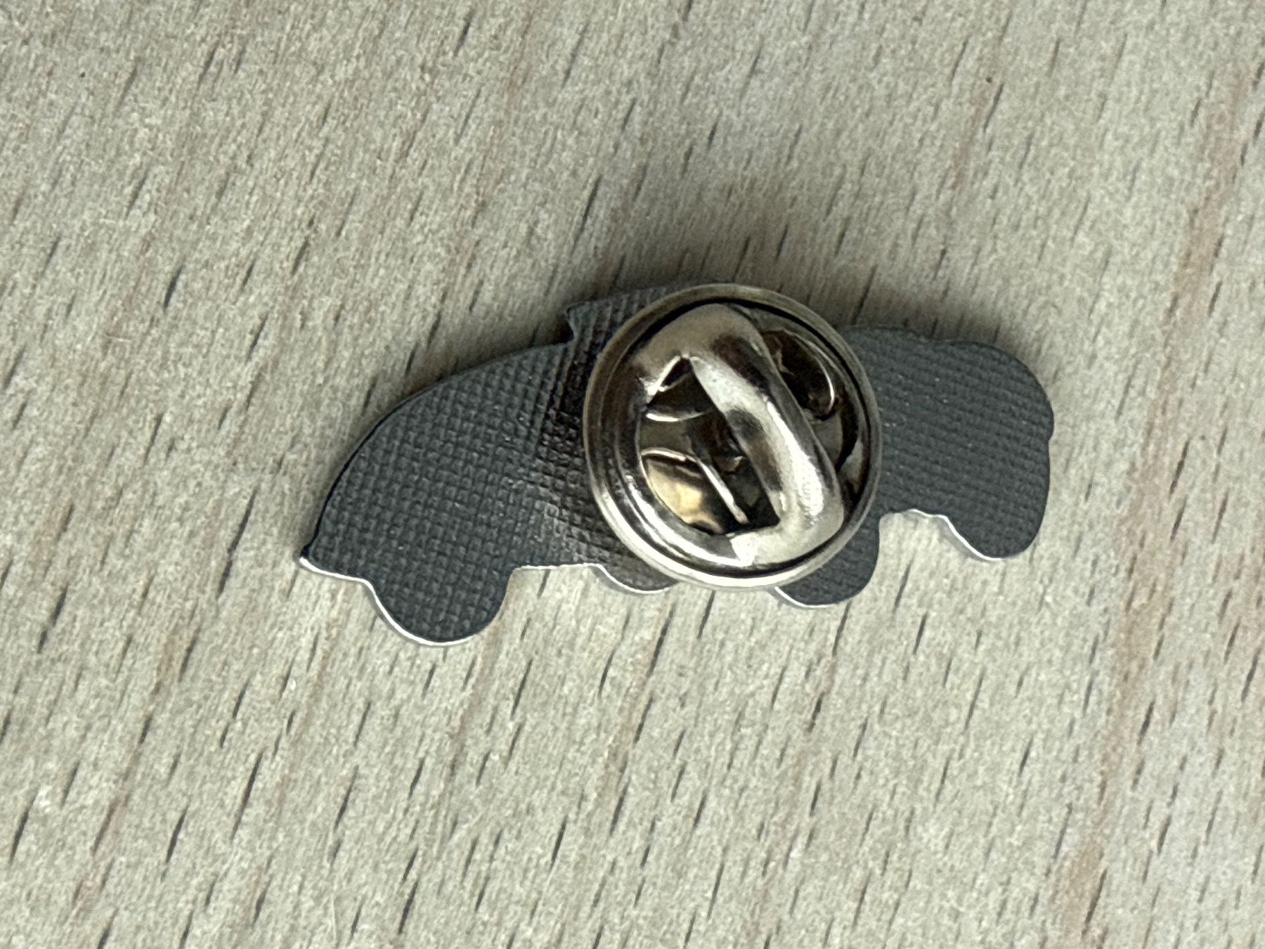 Placchette & Badge: Pin Oldtimer – Usato da Glattbrugg venduto da Schweigmatt 1