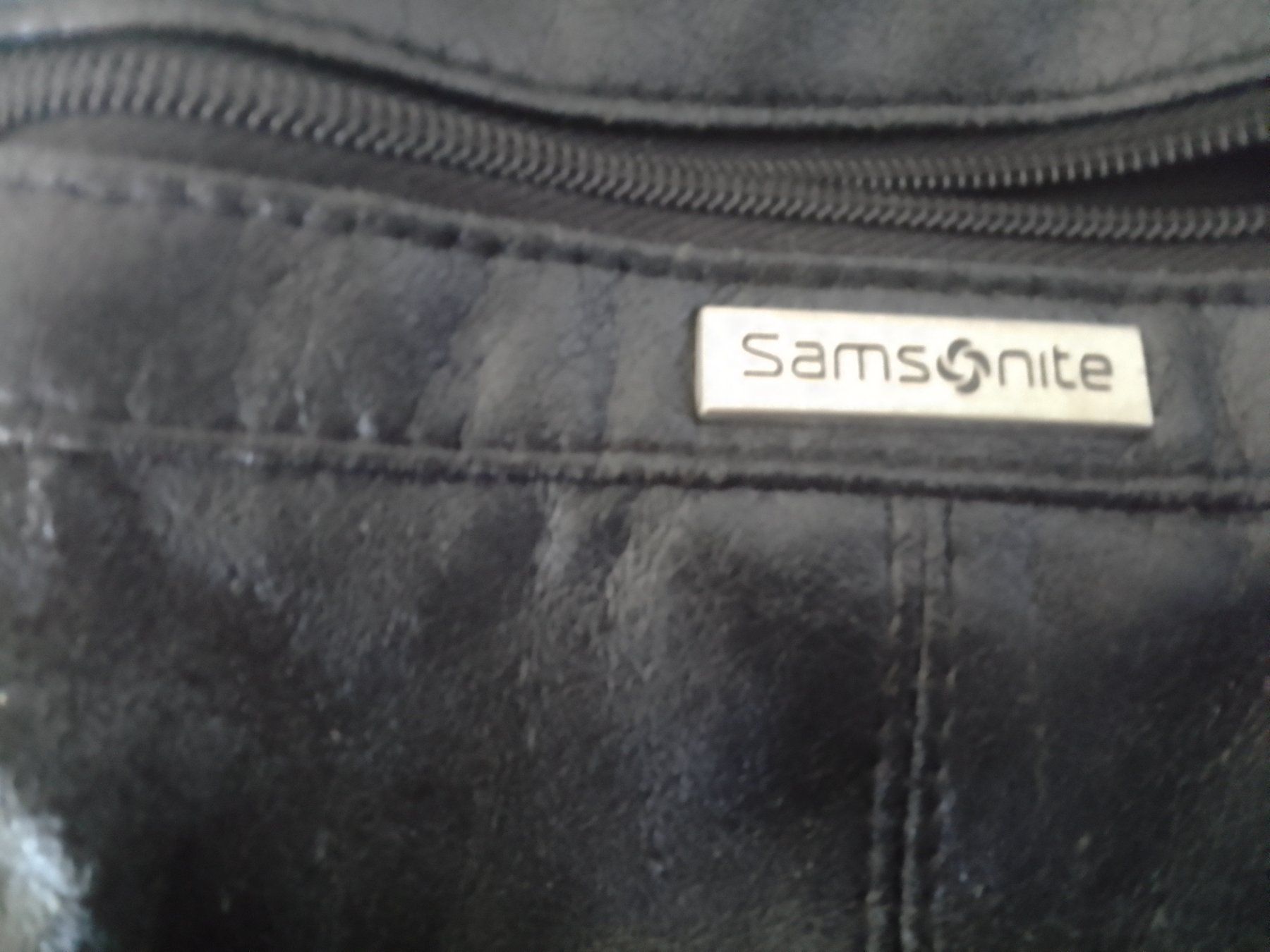 Samsonite Borse: Leder umhangtasche vom samsonite – Usato da Adligenswil venduto da madhater 1