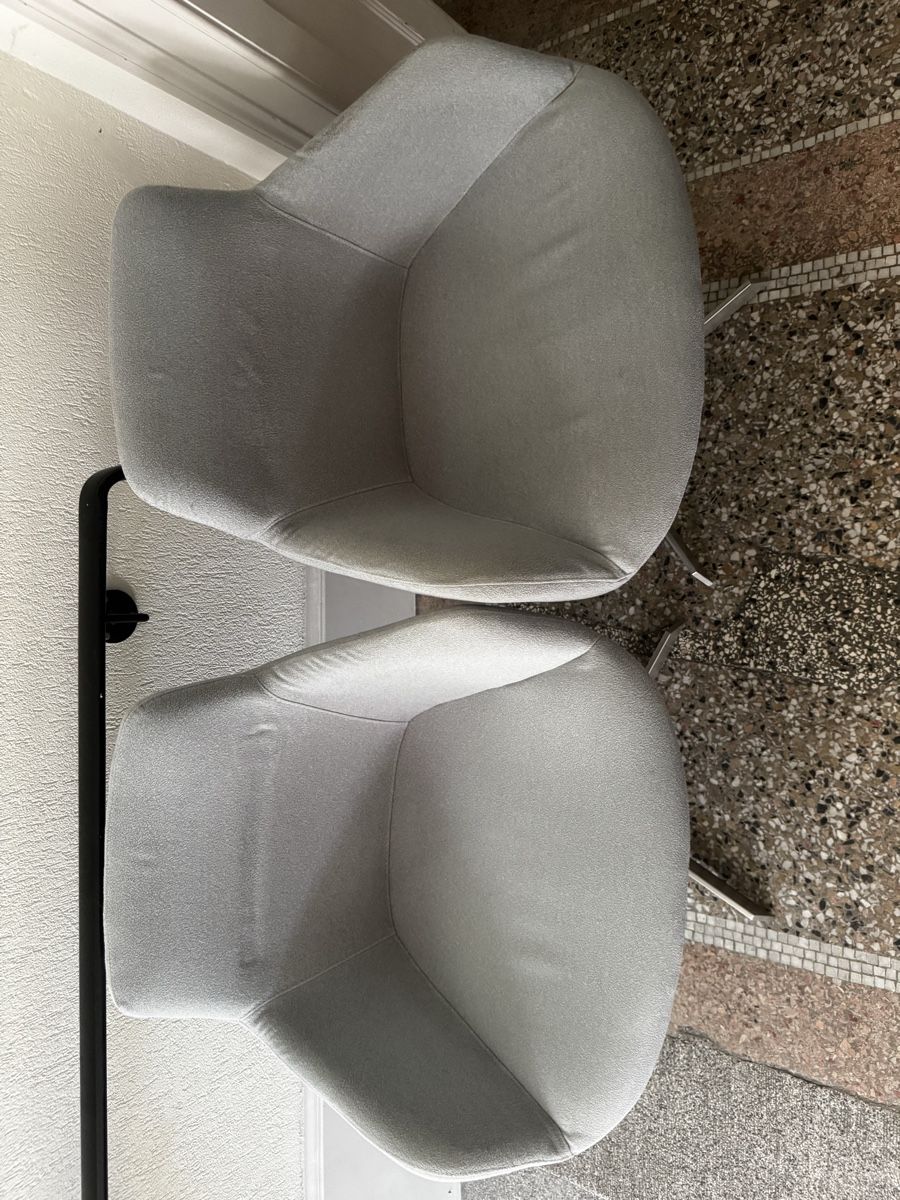 Interio Fauteuils: 2 Sessel Interio SOTA Soffbezug hellgrau Metallfuss drehbar – D'occasion à Zürich par Nobs1 7