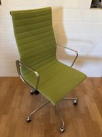 Vitra Eames Alu Chair Hopsack Stoff grün