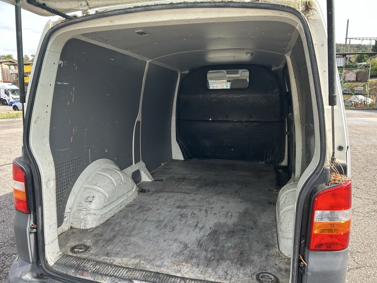 VW Automobili: VW T5 / mit Klima (AC) – Usato da Wallbach venduto da SchnellAutomobile 4