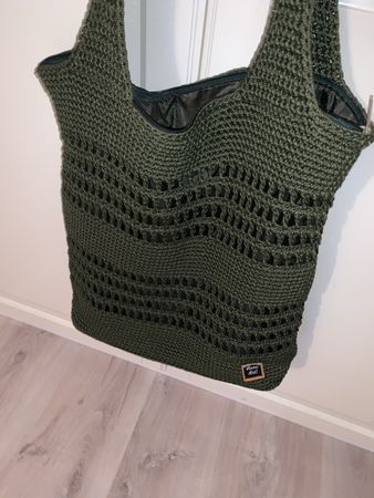 Rumi Bali Häckeltasche in grün