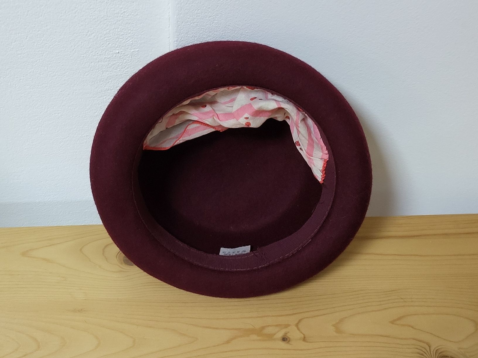 Copricapi, berretti & cappellini: warmer Damenhut bordeaux – Usato da Horgen venduto da 2CH70 1