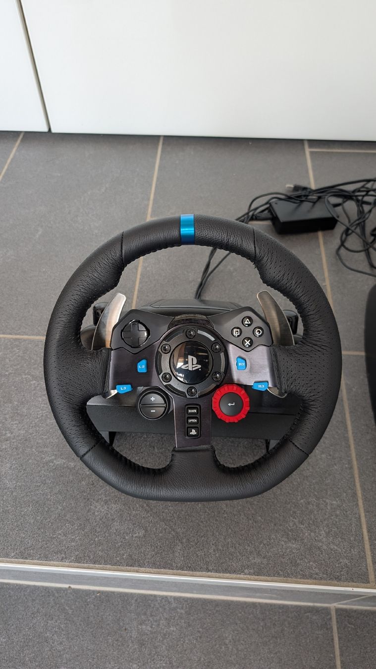 Logitech Controller: Logitech G29 Driving Force Rennrad mit Pedalset PS5 PS4 PS3 – Gebraucht aus Kienberg von dav_v8dk 1