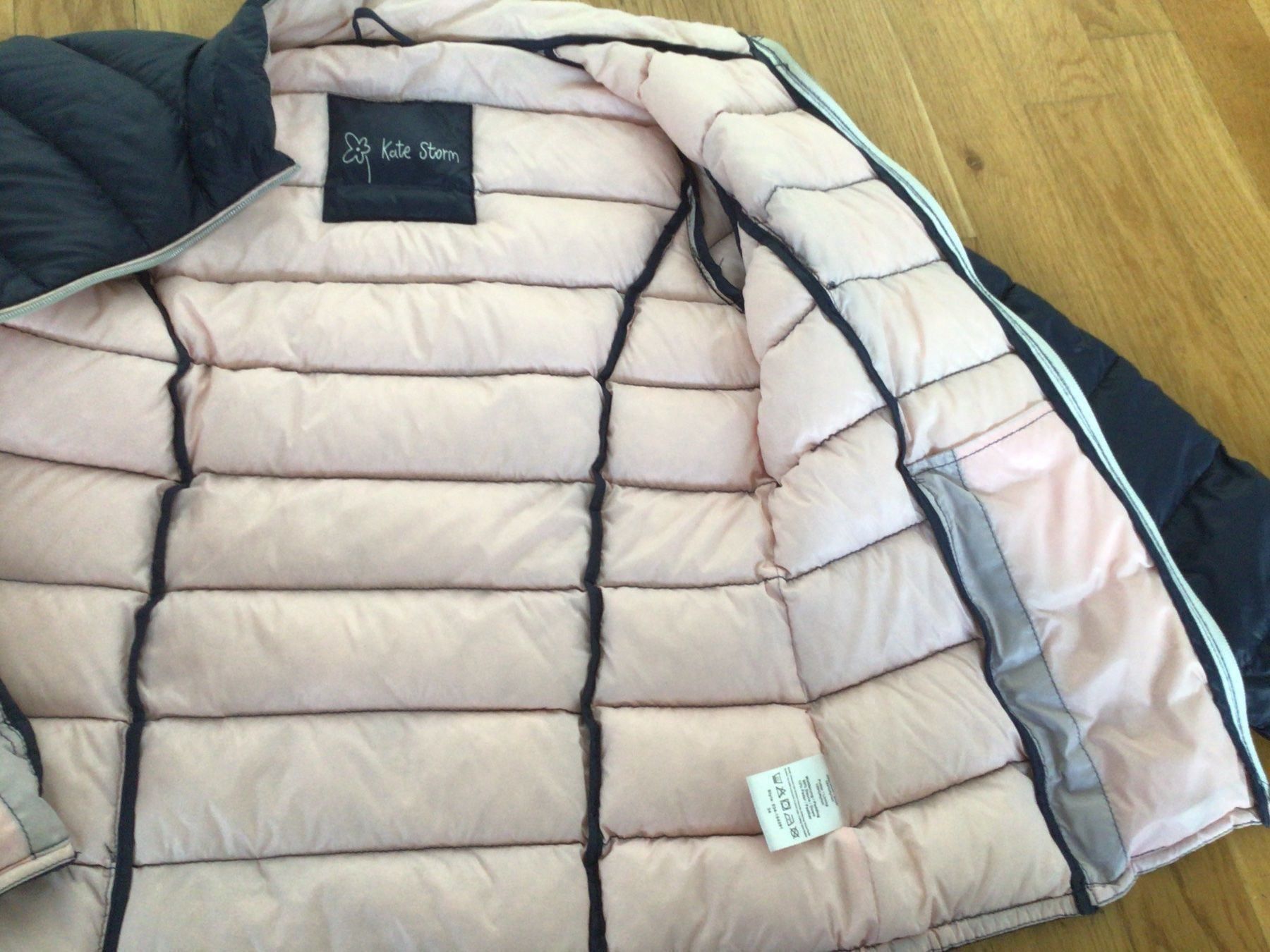 Jacken & Mäntel: Daunenjacke Gr. 34 – Gebraucht aus Zürich von froschchen79 1