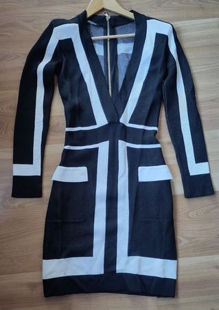 Schwarzweisses Kleid von Balmain, Gr. 34, passt Alaïa