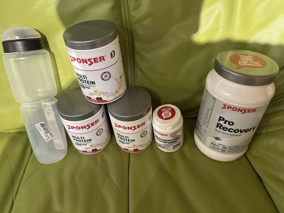 Lebensmittel & Spezialitäten: Sponsor Set +Trinkflasche – Neu und originalverpackt aus Wynau von Jonnybgoode