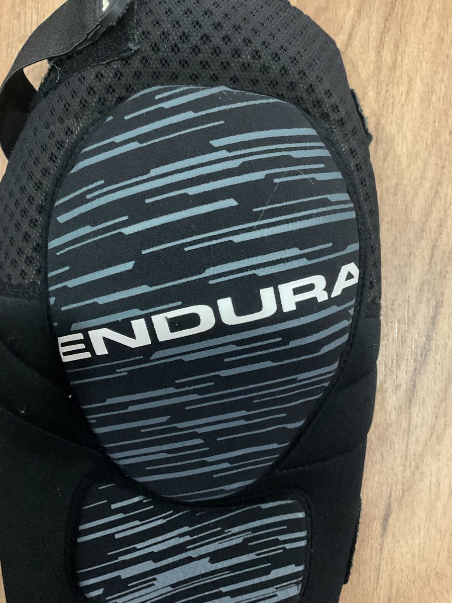 Endura Protections: Endura E1255 Kneeshutz – Grösse S/M – Neuf (Voir description) à Richterswil par Ianh1 3