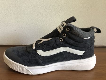 Neue Vans UltraRange Hi Sneaker, Gr. 43, Grau, Winteredition