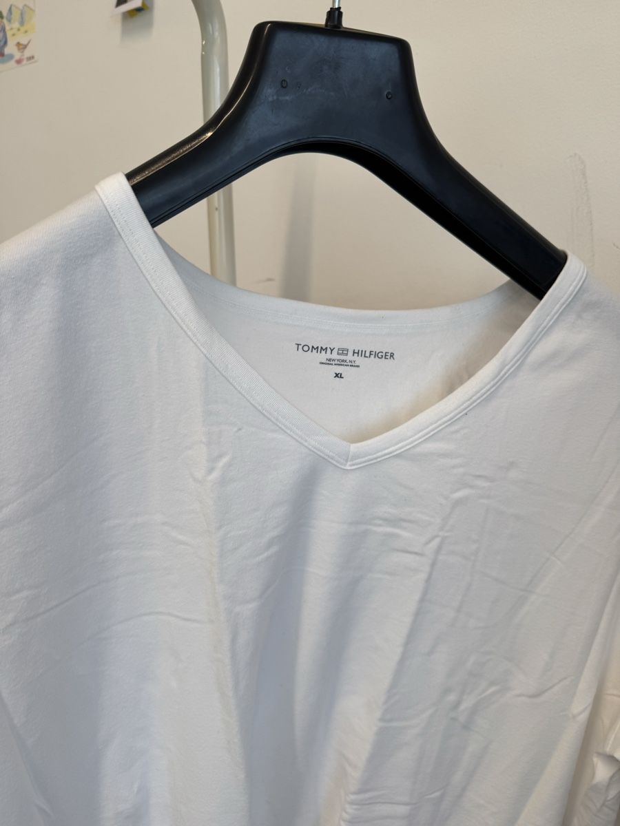 Tommy Hilfiger T-shirt: Tommy Hilfiger Basic T-Shirt Weiß XL NEU – Nuovo e nell'imballaggio originale da Effretikon venduto da rus_2l2p 2